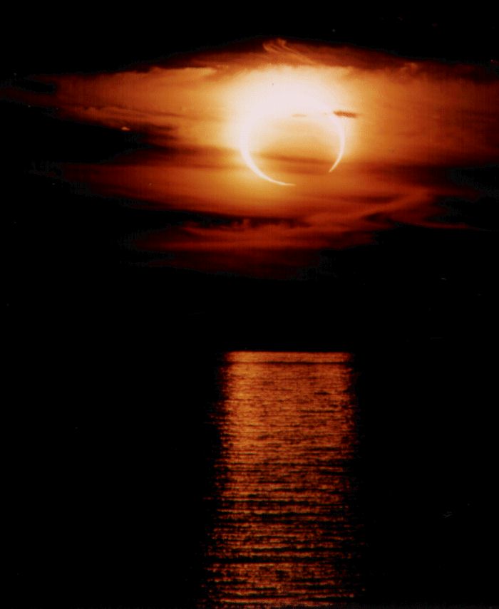eclip92a.jpg