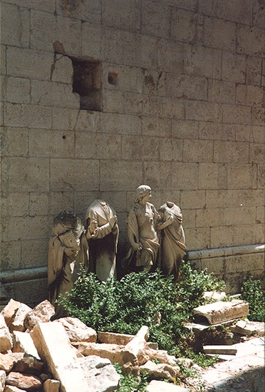statues.jpg